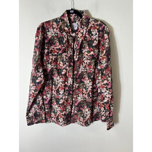 We. You and Me Floral Print Long Sleeve Button Up Shirt Sz XL - Picture 1 of 3